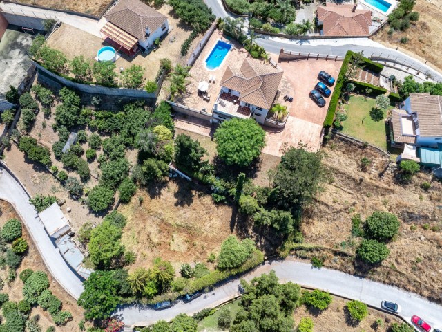 Villa con 4 Dormitorios  en La Cala de Mijas
