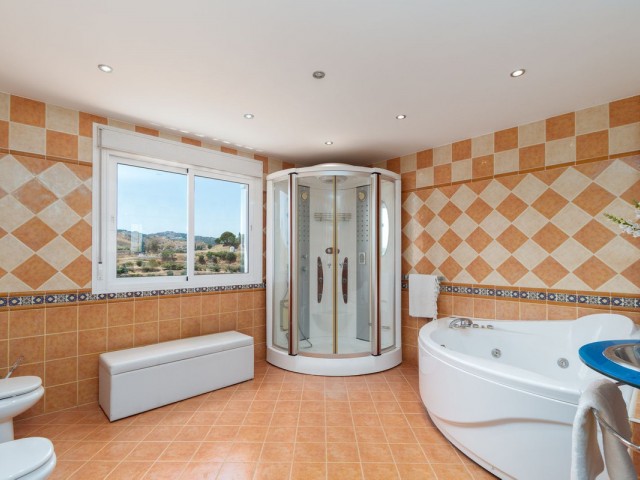 4 Makuuhuoneen Huvila La Cala de Mijas
