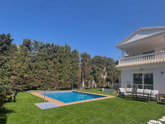 3 Sovrums Villa i Cabopino