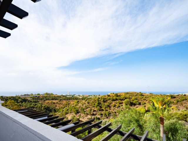 Apartment, Altos de los Monteros, R5105083