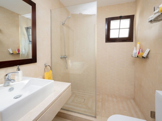 2 Sovrums Lägenhet i Altos de los Monteros