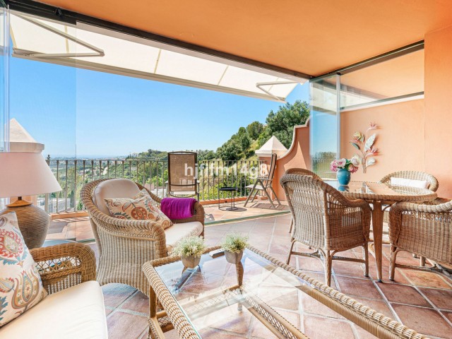 Apartment, Monte Halcones, R5105146