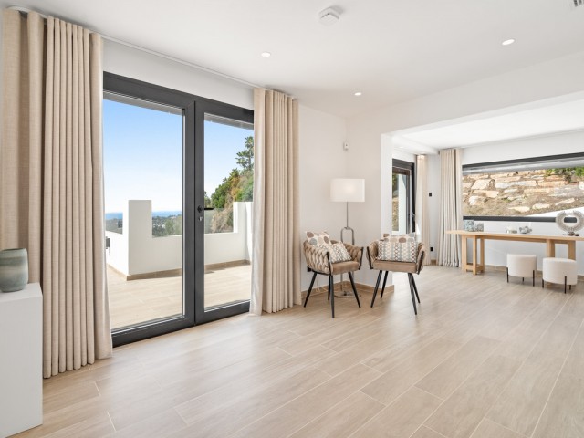 5 Schlafzimmer Villa in Nueva Andalucía