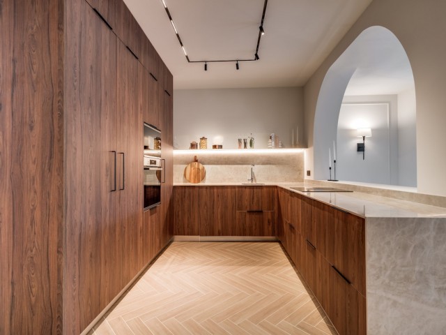4 Schlafzimmer Reihenhaus in Nueva Andalucía
