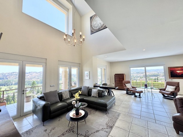 8 Bedrooms Villa in Mijas Golf