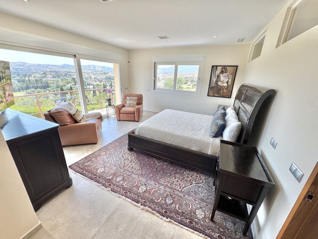 Villa avec 6 Chambres  à Mijas Golf