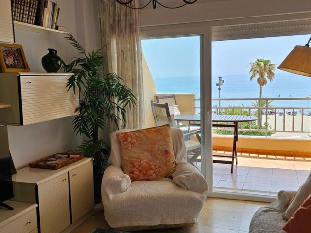 Apartamento con 3 Dormitorios  en Los Boliches