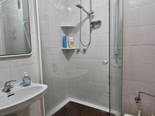 Apartamento con 3 Dormitorios  en Los Boliches