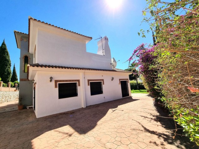 Villa avec 5 Chambres  à Mijas Golf