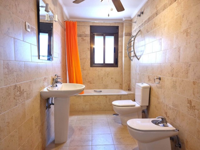 Villa avec 5 Chambres  à Mijas Golf
