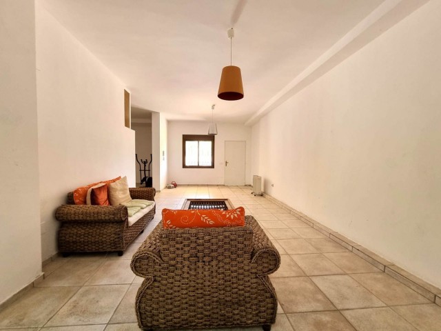 Villa avec 5 Chambres  à Mijas Golf