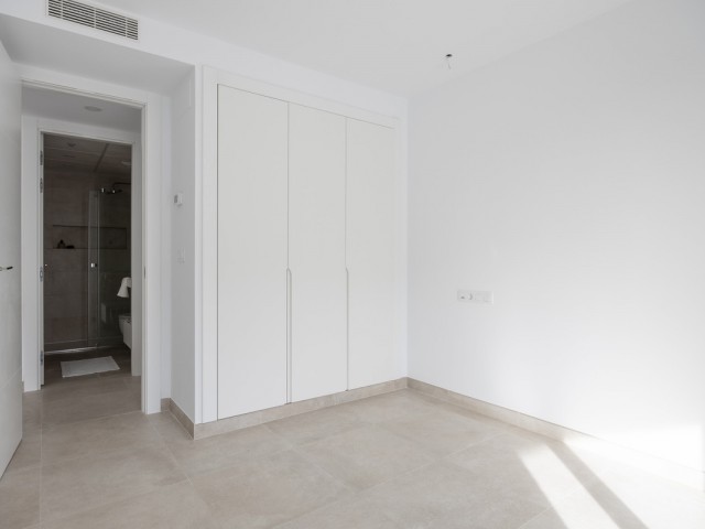 Apartamento con 2 Dormitorios  en Fuengirola