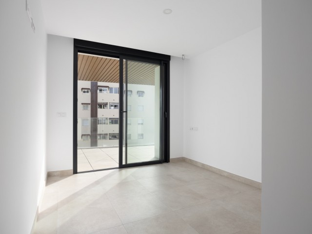 Apartamento con 2 Dormitorios  en Fuengirola