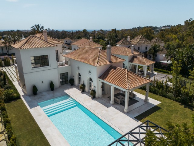 4 Schlafzimmer Villa in Nueva Andalucía