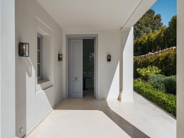 4 Schlafzimmer Villa in Nueva Andalucía