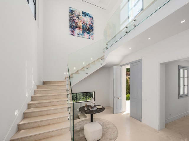 4 Schlafzimmer Villa in Nueva Andalucía