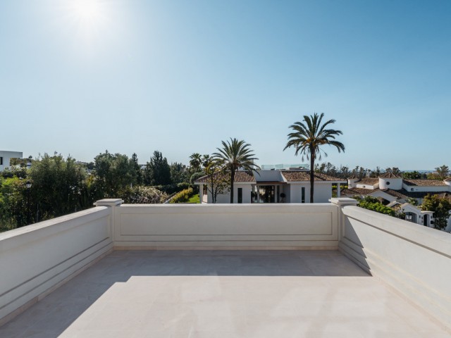 4 Schlafzimmer Villa in Nueva Andalucía