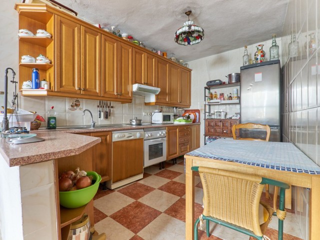 7 Bedrooms Townhouse in Marbella