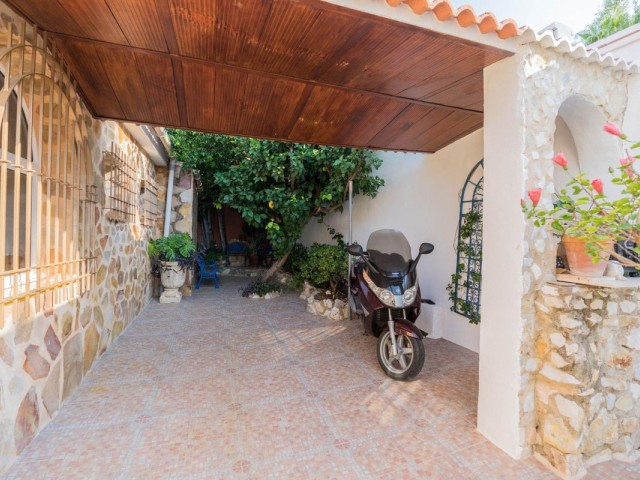 4 Bedrooms Villa in Torremuelle