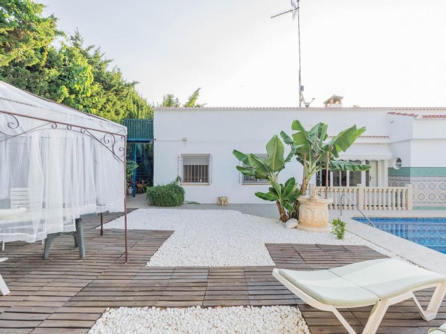 4 Bedrooms Villa in Torremuelle