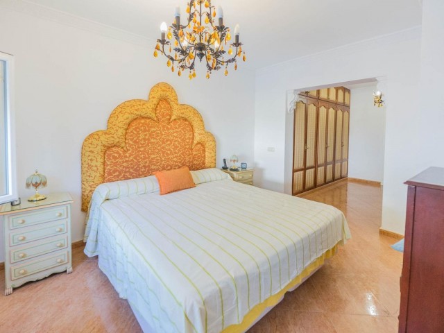 4 Bedrooms Villa in Torremuelle