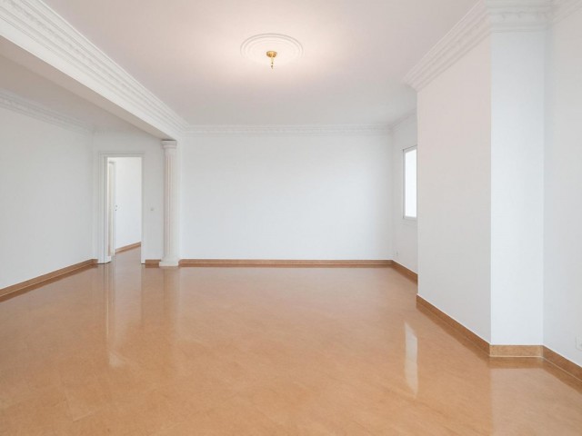 4 Bedrooms Villa in Torremuelle