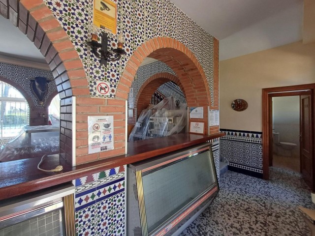 Comercial con 0 Dormitorios  en La Cala de Mijas