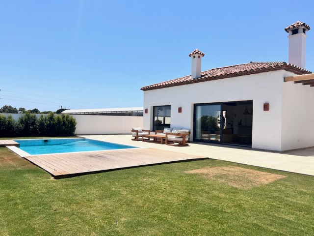3 Sovrums Villa i Estepona