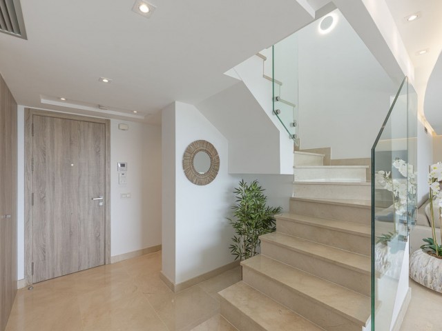 3 Bedrooms Apartment in Benahavís