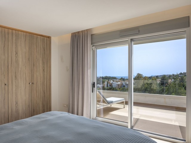 3 Bedrooms Apartment in Benahavís