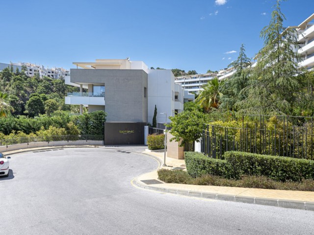 3 Bedrooms Apartment in Benahavís