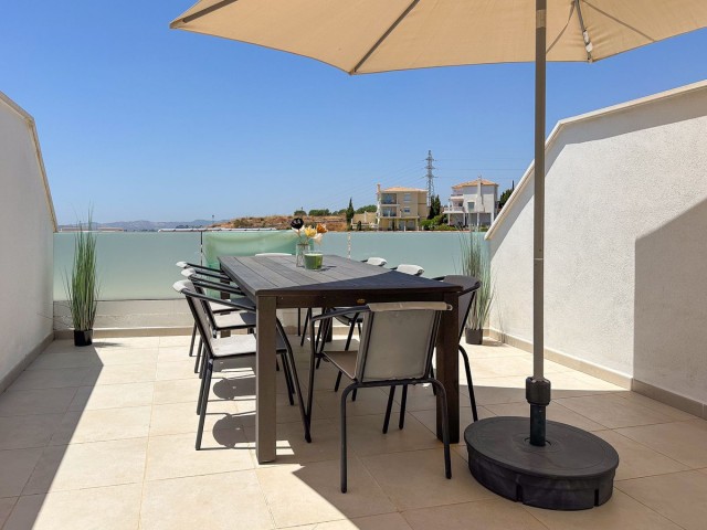 Apartamento con 2 Dormitorios  en Fuengirola