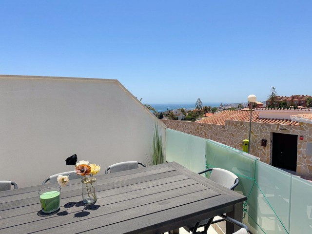Apartamento con 2 Dormitorios  en Fuengirola