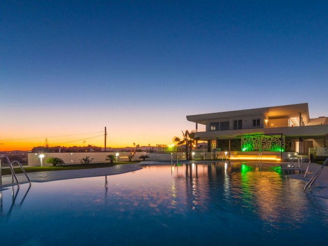 Apartment, Fuengirola, R5106823
