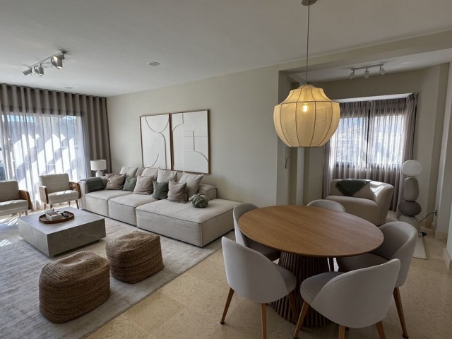 3 Bedrooms Apartment in Benahavís