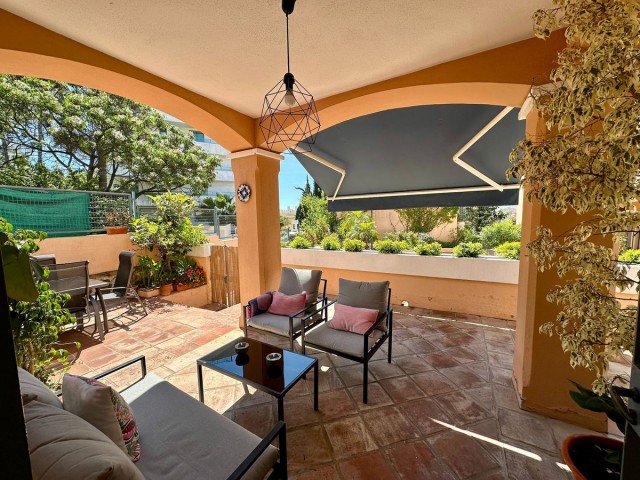 Maison mitoyenne avec 2 Chambres  à Marbella