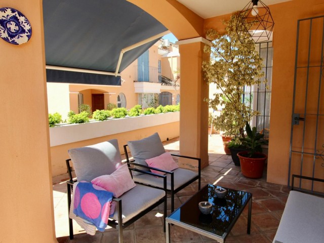 Maison mitoyenne avec 2 Chambres  à Marbella