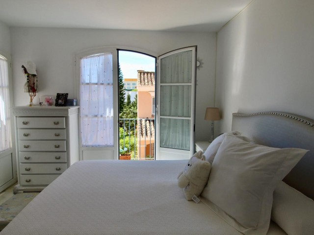 Maison mitoyenne avec 2 Chambres  à Marbella