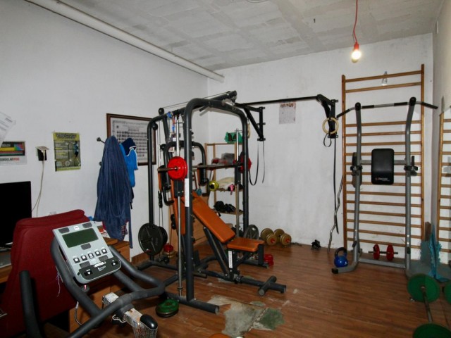 Maison mitoyenne avec 2 Chambres  à Marbella