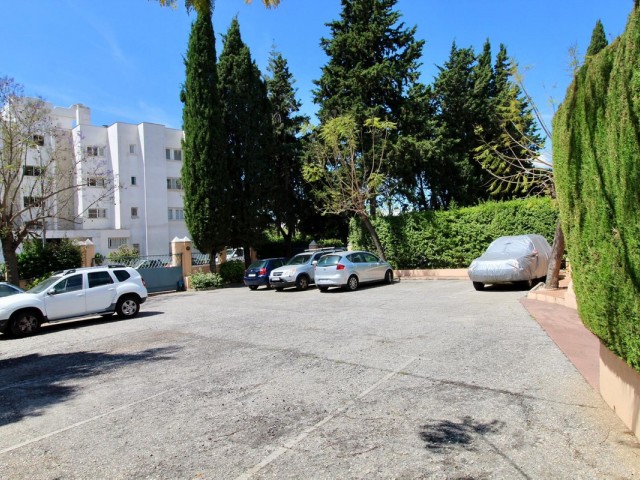 Maison mitoyenne avec 2 Chambres  à Marbella