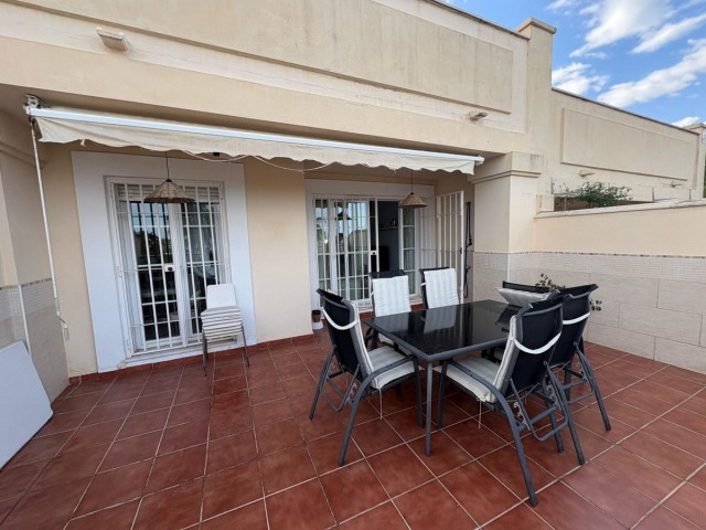Maison mitoyenne avec 4 Chambres  à Torremolinos