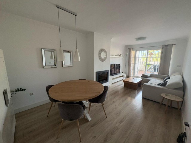 Maison mitoyenne avec 4 Chambres  à Torremolinos