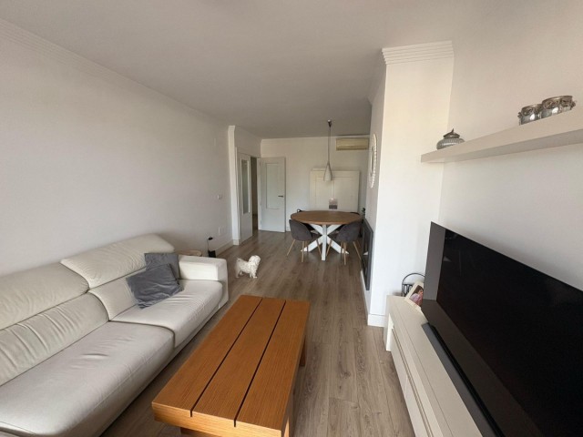 Maison mitoyenne avec 4 Chambres  à Torremolinos