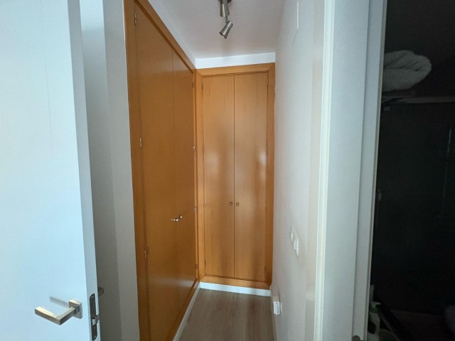 Maison mitoyenne avec 4 Chambres  à Torremolinos