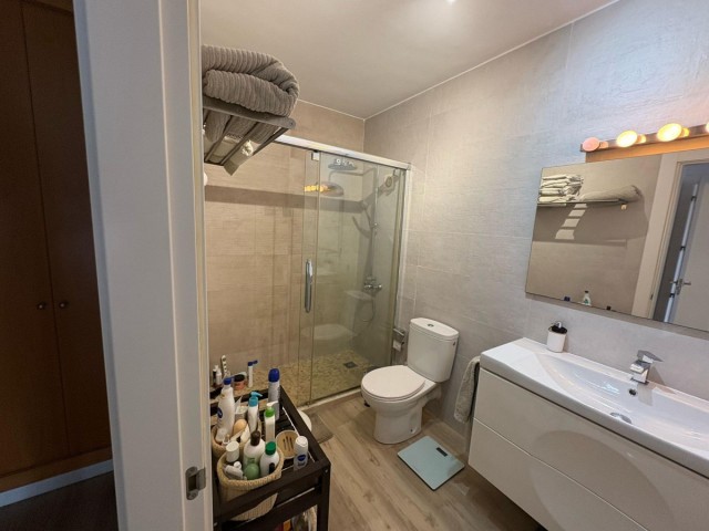 Maison mitoyenne avec 4 Chambres  à Torremolinos