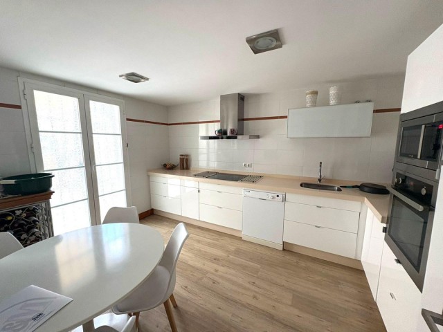 4 Slaapkamer Rijtjeshuis in Torremolinos