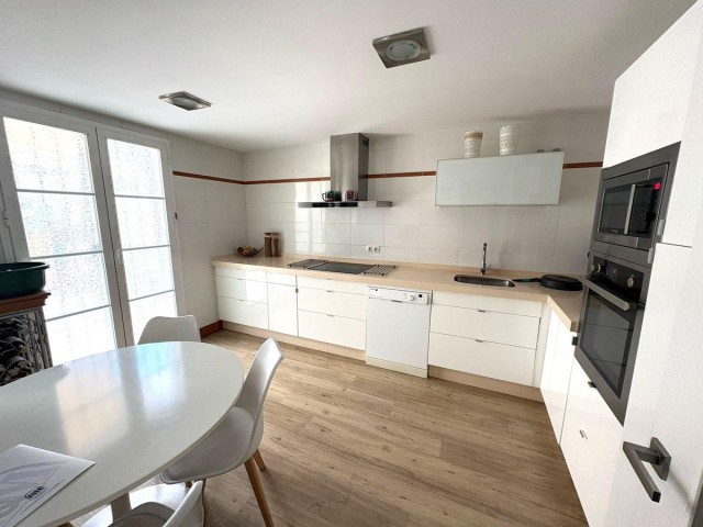 4 Slaapkamer Rijtjeshuis in Torremolinos