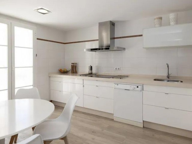 4 Bedrooms Townhouse in Torremolinos