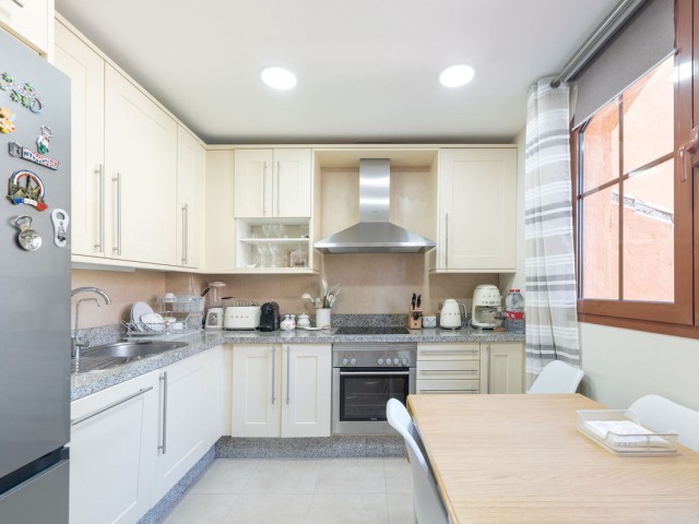 Huoneisto, Benahavis, R5104996