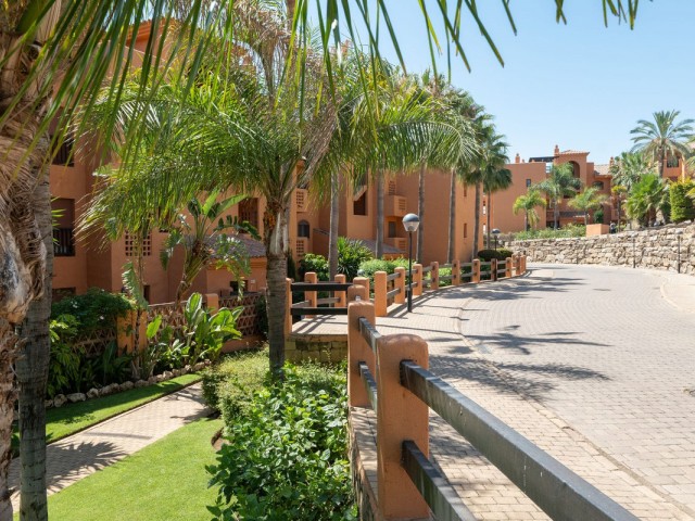 2 Makuuhuoneen Huoneisto Benahavís